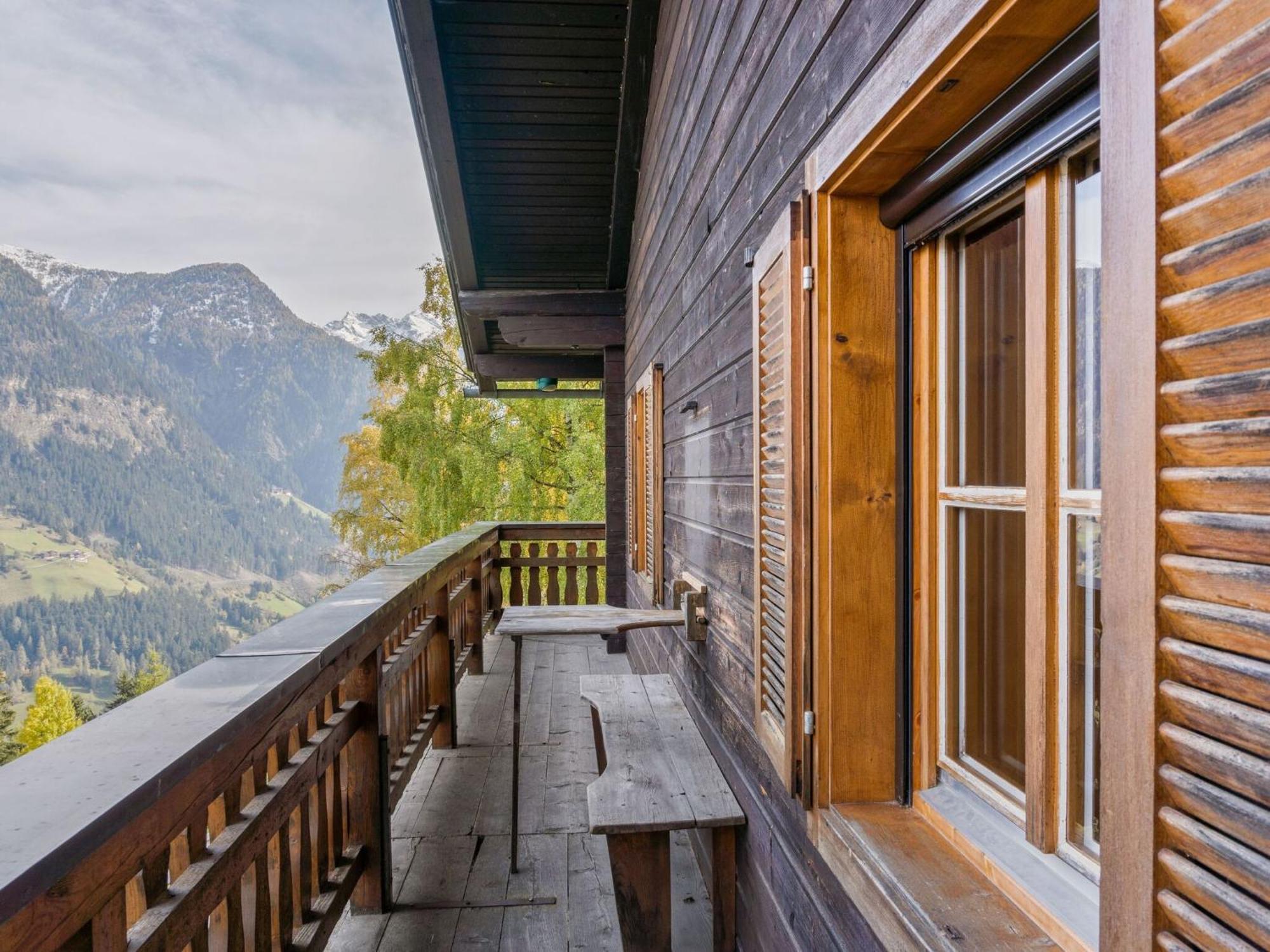 Chalet In Moertschach In Carinthia With Garden Buitenkant foto