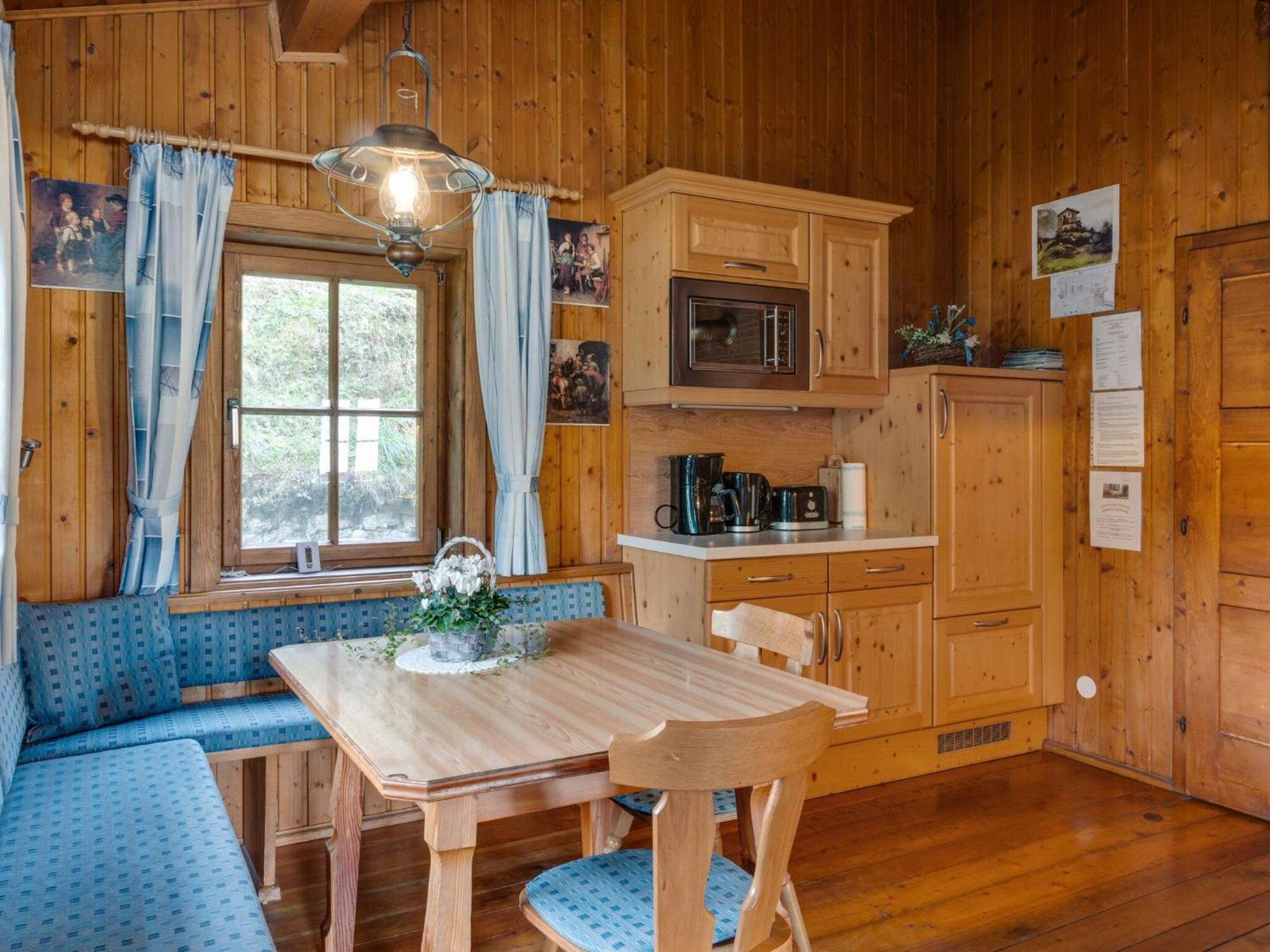 Chalet In Moertschach In Carinthia With Garden Buitenkant foto