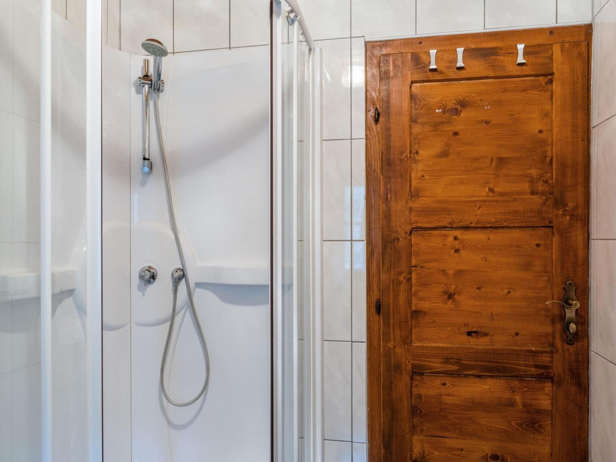 Chalet In Moertschach In Carinthia With Garden Buitenkant foto