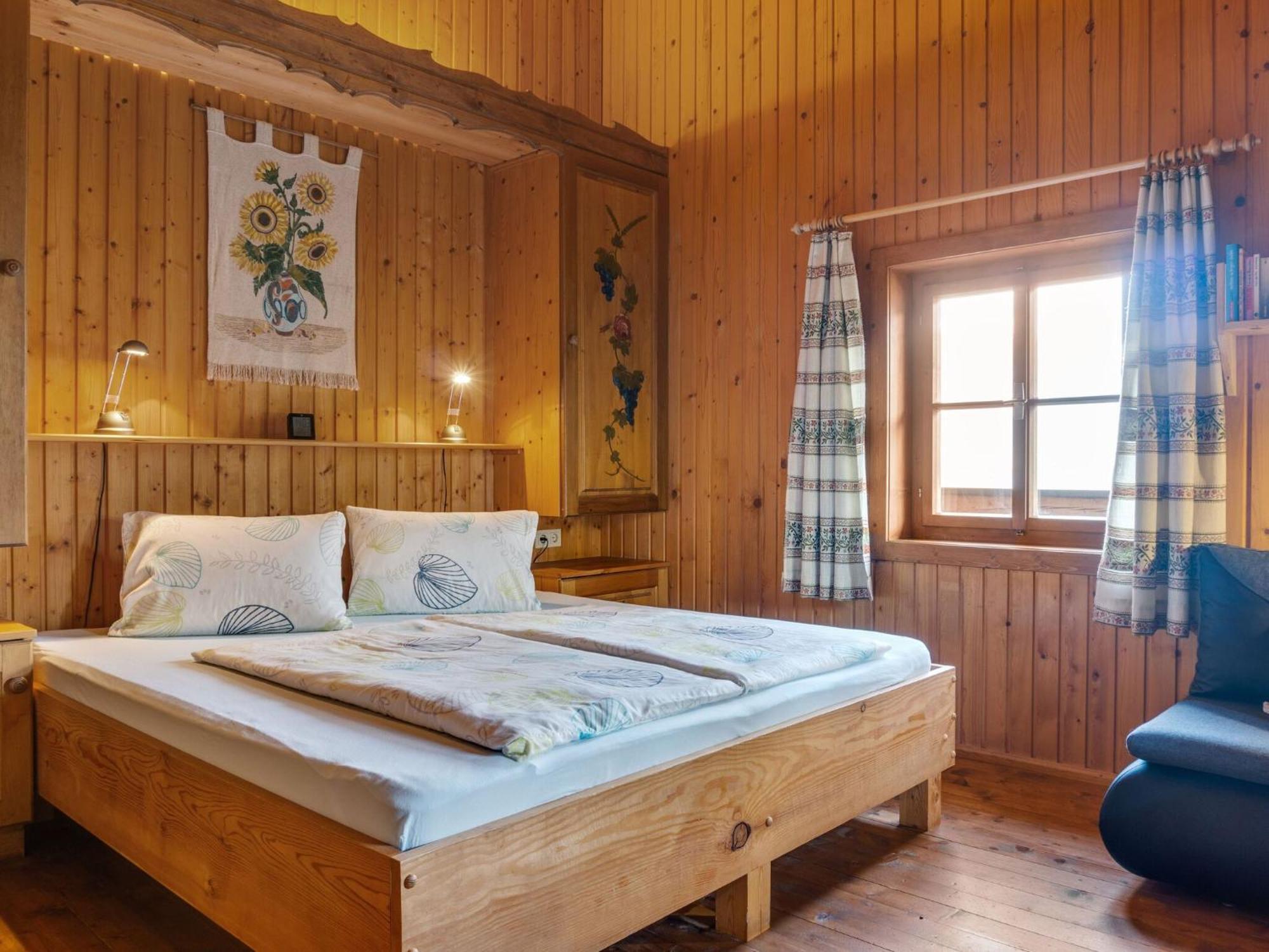 Chalet In Moertschach In Carinthia With Garden Buitenkant foto